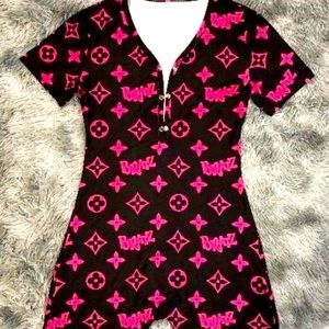 Bratz Onesies multiple sizes available (3-Sm; 2-Med)